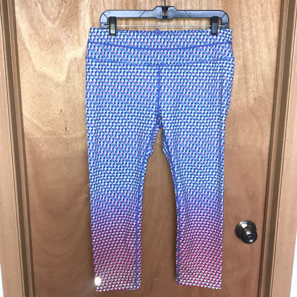 Athleta workout capris, sz Large